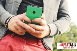 tips-protecting-yourself-on-social-media